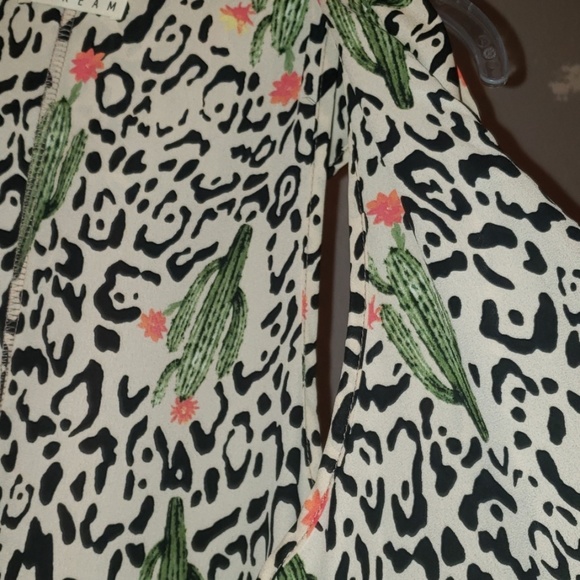 BERRY AND CREAM FULL LENGTH DUSTER SIZE L - Picture 3 of 7